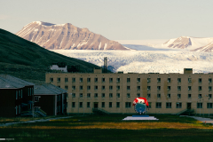Pyramiden-Impression-im-Sommer-092-URBANISTER