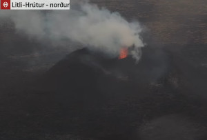 Rauchender Vulkan